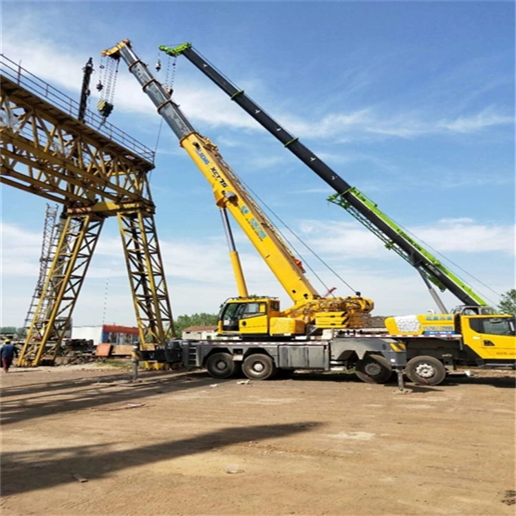 共青城30吨吊车能吊多少米高